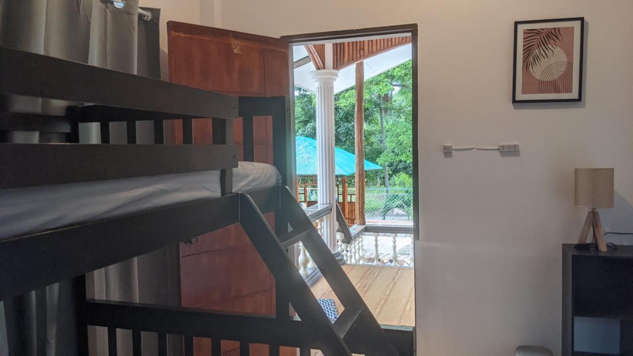 Maya Guest House - Sipaway Island San Carlos  외부 사진